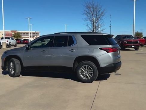 Certified 2023 Chevrolet Traverse LT image 7