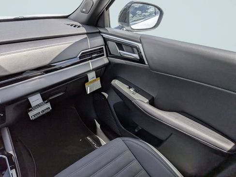 New 2026 Mitsubishi Outlander LE FWD image 15
