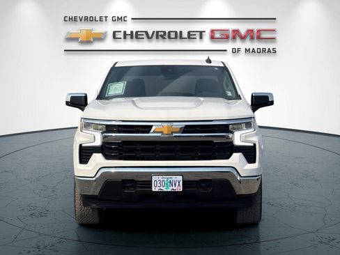 Used 2024 Chevrolet Silverado 1500 LT w/ Protection Package AWD/4WD image 8