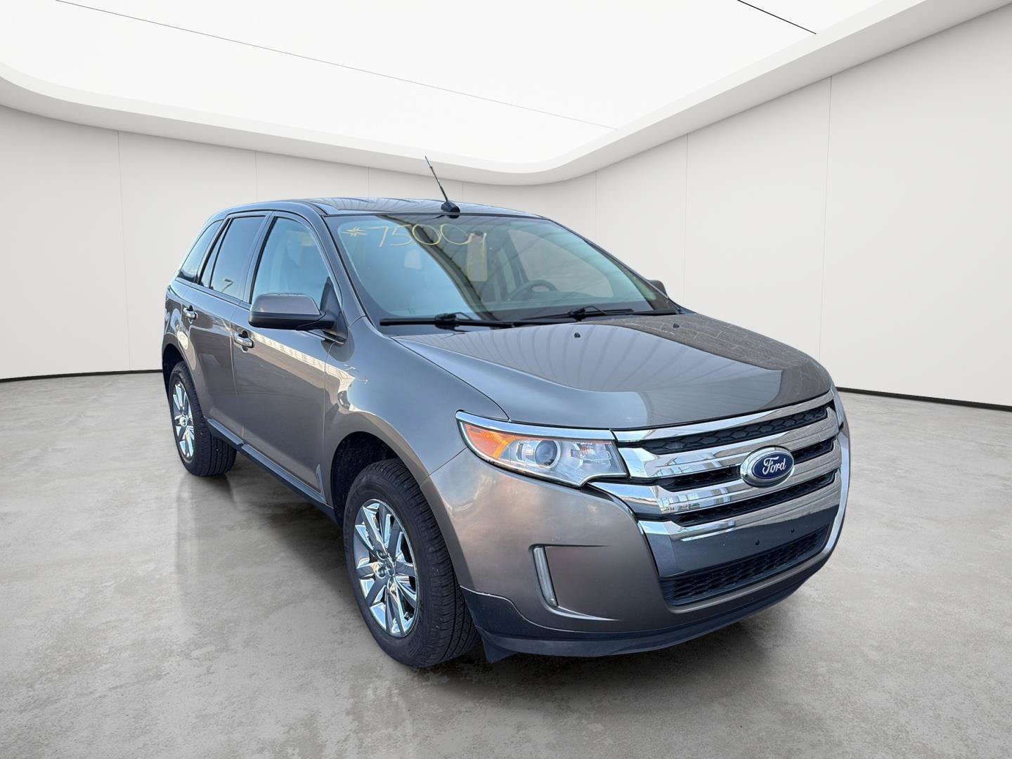 Used 2014 Ford Edge SEL w/ Equipment Group 205A FWD image 2