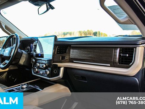Used 2024 Ford Expedition Max Limited image 24