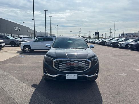 Used 2018 GMC Terrain Denali AWD/4WD image 2