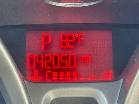 Used 2013 Ford Fiesta SE FWD image 34