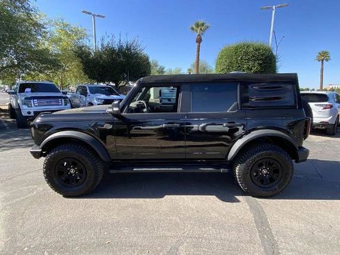 Used 2023 Ford Bronco Wildtrak image 4