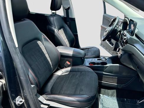 Used 2022 Ford Escape SEL w/ SEL Stealth AWD Package image 25