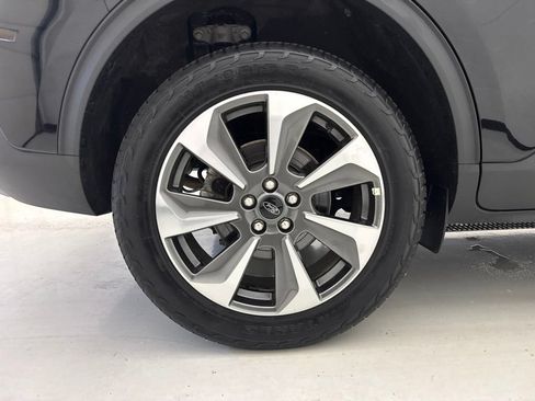 Used 2024 Ford Escape Platinum AWD/4WD image 8