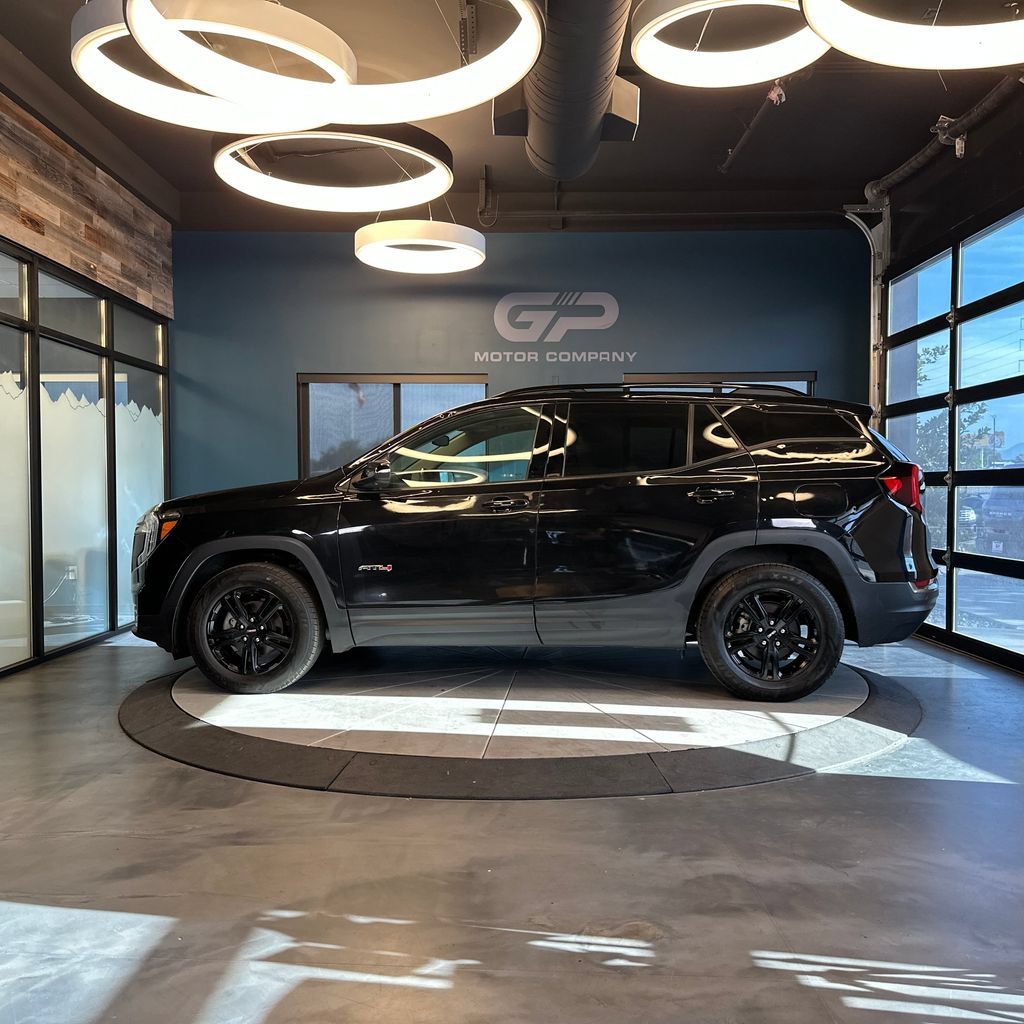 Used 2022 GMC Terrain AT4 w/ Tech Package AWD/4WD image 6