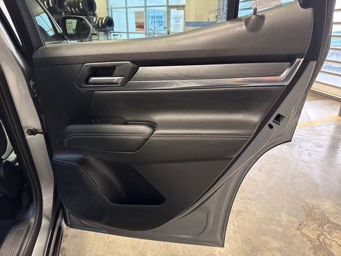 Used 2025 GMC Terrain Elevation image 28