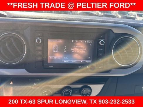 Used 2017 Toyota Tacoma SR5 image 18