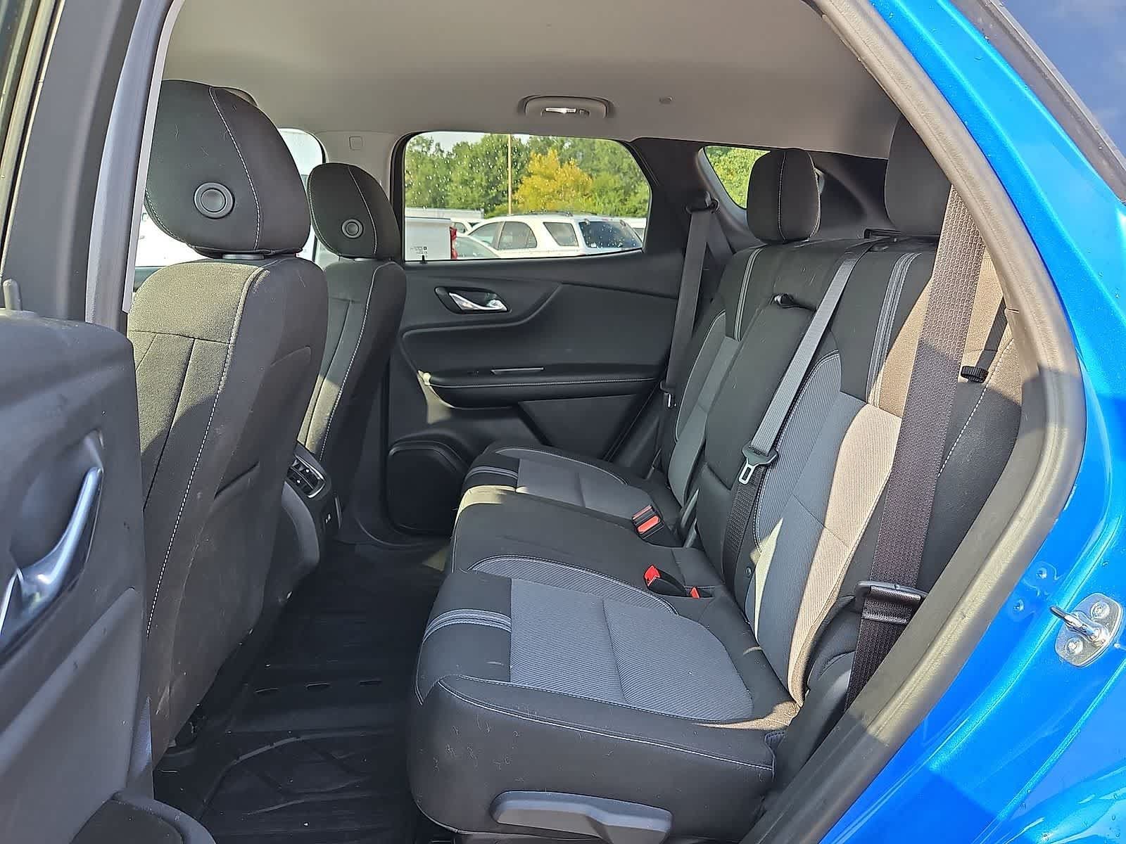 Used 2025 Chevrolet Blazer LT w/ Convenience Package FWD image 29