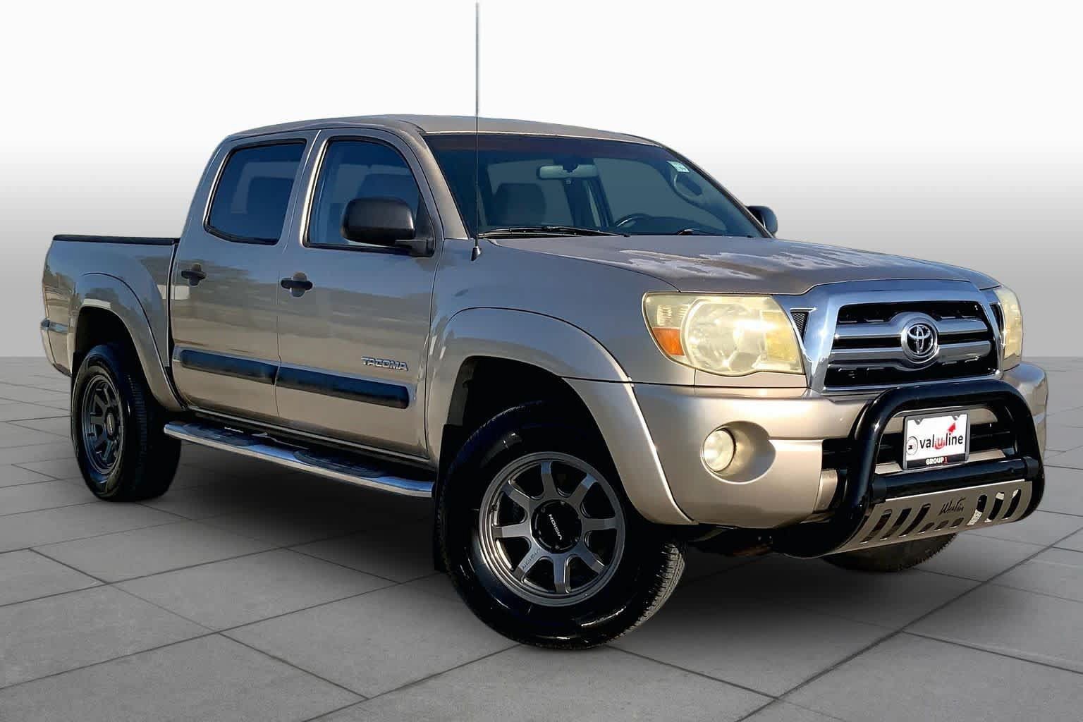 Used 2006 Toyota Tacoma PreRunner w/ SR5 Pkg #2 RWD image 2