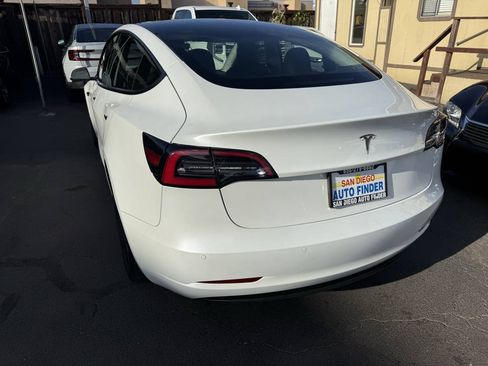 Used 2022 Tesla Model 3 RWD image 7