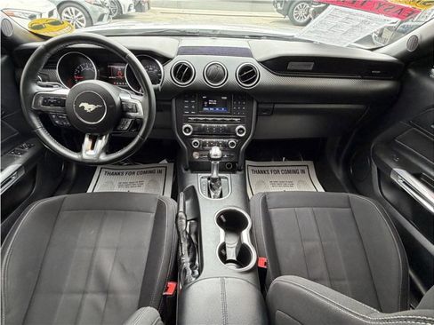 Used 2018 Ford Mustang Coupe RWD image 26