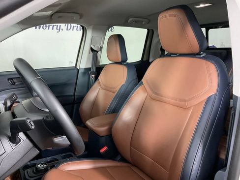 Used 2024 Ford Maverick Lariat FWD image 14