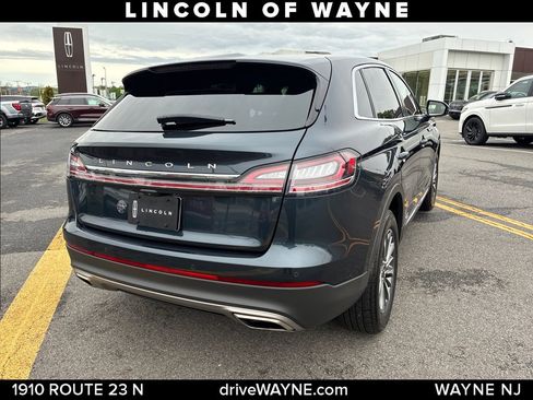 Used 2023 Lincoln Nautilus AWD w/ Premium Package image 8