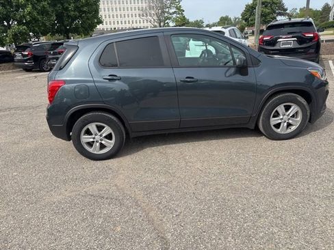 Used 2021 Chevrolet Trax LS w/ Tint and Cruise Package FWD image 2