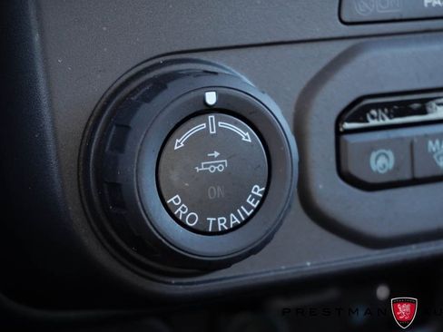 Used 2025 Ford Maverick Lariat w/ Black Appearance Package image 35