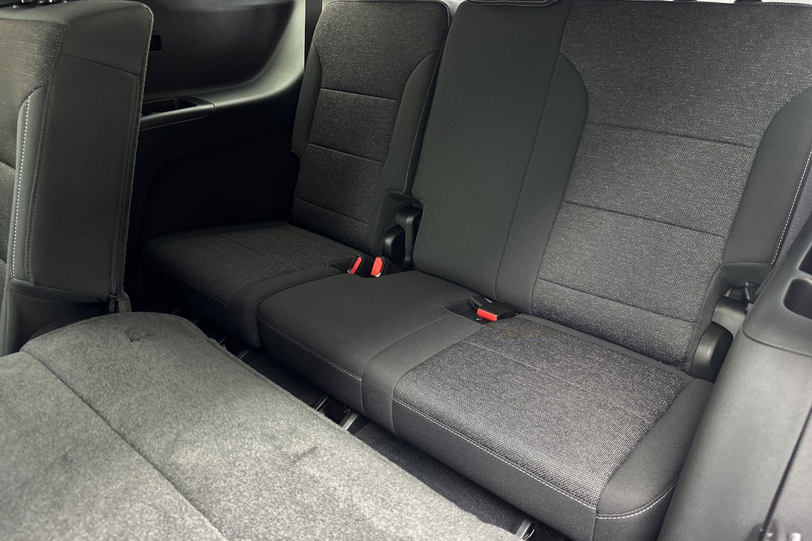 New 2026 Chevrolet Traverse LT w/ LPO, Floor Liner Package FWD image 15