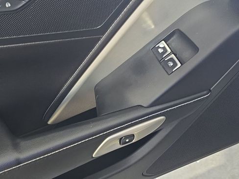 Used 2015 Chevrolet Corvette Stingray Coupe image 19