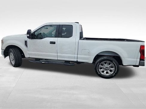 Used 2021 Ford F350 XLT w/ XLT Value Package RWD image 37
