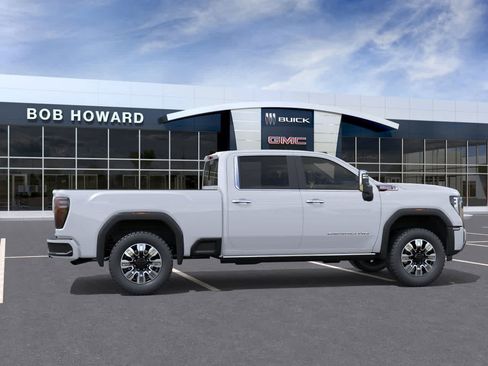 New 2026 GMC Sierra 3500 Denali w/ Denali Reserve Package AWD/4WD image 5