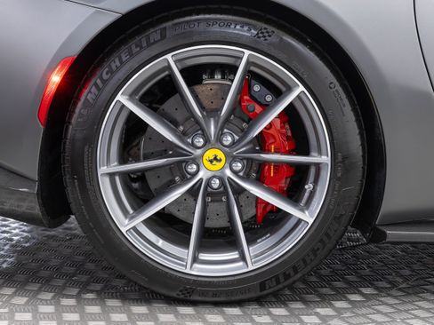 Certified 2023 Ferrari 812 GTS RWD image 51