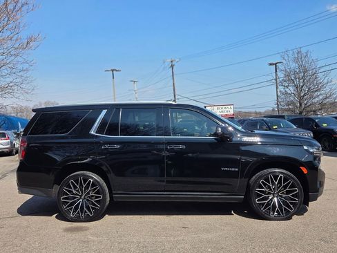 Used 2022 Chevrolet Tahoe High Country w/ Premium Package 2 AWD/4WD image 7