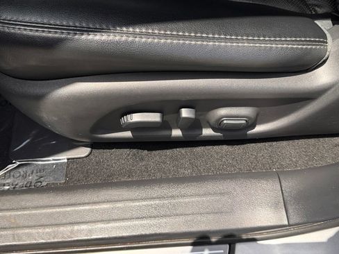 Used 2015 Nissan Pathfinder Platinum w/ Cargo Package FWD image 19