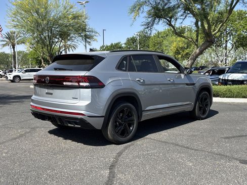 New 2026 Volkswagen Atlas Cross Sport SEL R-Line AWD/4WD image 3