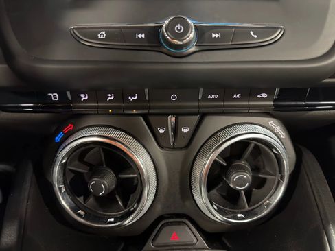 Used 2018 Chevrolet Camaro LT w/ RS Package image 20