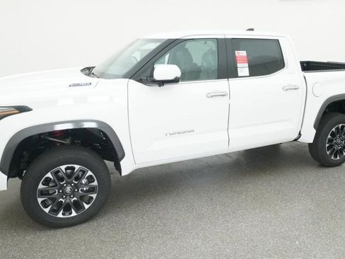 New 2026 Toyota Tundra Limited AWD/4WD image 44