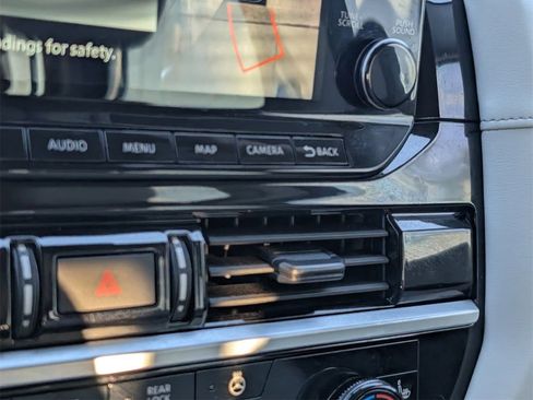 Certified 2024 Nissan Pathfinder SL w/ SL Premium Package image 15