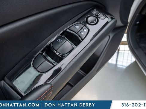Used 2024 Nissan Altima 2.5 SR FWD image 15
