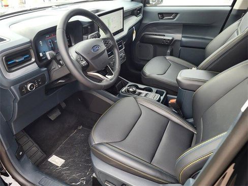 New 2026 Ford Maverick Lobo image 4