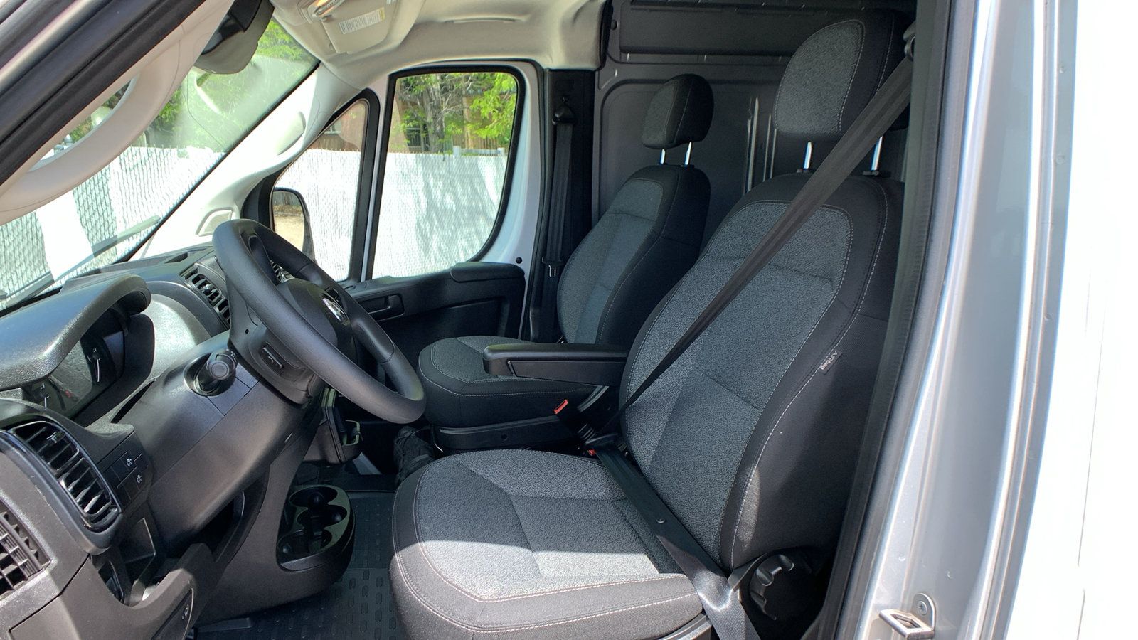 Used 2024 RAM ProMaster 1500 FWD image 12