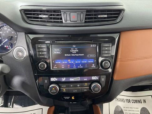 Used 2019 Nissan Rogue SL w/ Premium Package FWD image 24