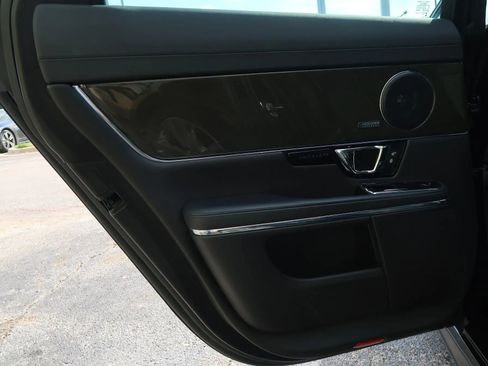 Used 2016 Jaguar XJ R-Sport image 54