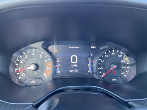 Used 2025 Jeep Compass Trailhawk AWD/4WD image 21