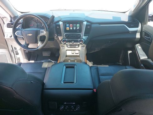 Used 2020 Chevrolet Suburban LT AWD/4WD image 9