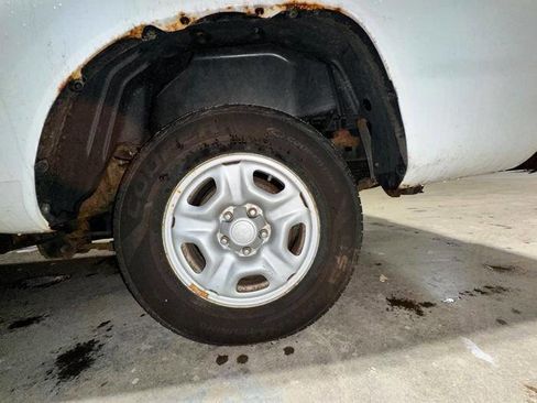 Used 2010 Toyota Tacoma 2WD Regular Cab image 14