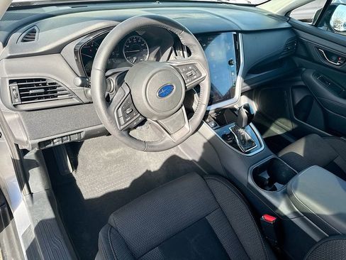 Used 2020 Subaru Outback Premium image 11