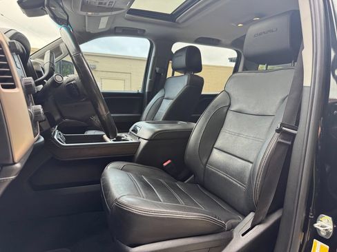 Used 2018 GMC Sierra 2500 Denali w/ Duramax Plus Package AWD/4WD image 24