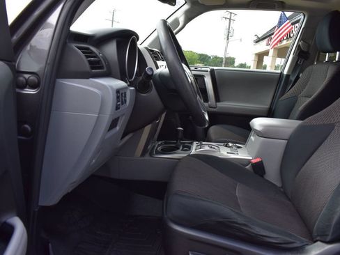 Used 2011 Toyota 4Runner SR5 AWD/4WD image 11