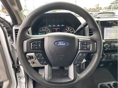 Used 2019 Ford F150 XLT w/ Trailer Tow Package image 14