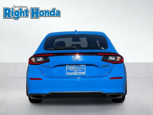 Used 2024 Honda Civic Sport Touring image 7