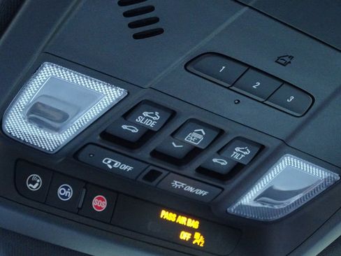 Used 2022 Buick Enclave Essence w/ Experience Buick Package image 38