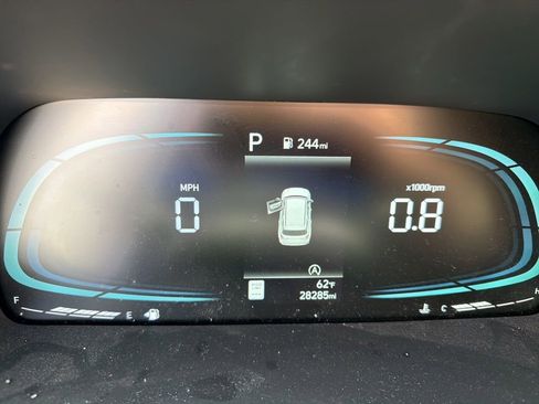 Used 2023 Hyundai Palisade SEL FWD image 1