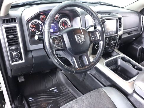Used 2017 RAM 2500 SLT w/ Luxury Group AWD/4WD image 9