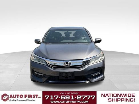 Used 2017 Honda Accord Sport Special Edition image 2