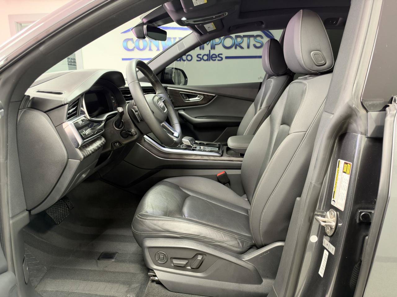 Used 2021 Audi Q8 Prestige AWD/4WD image 9